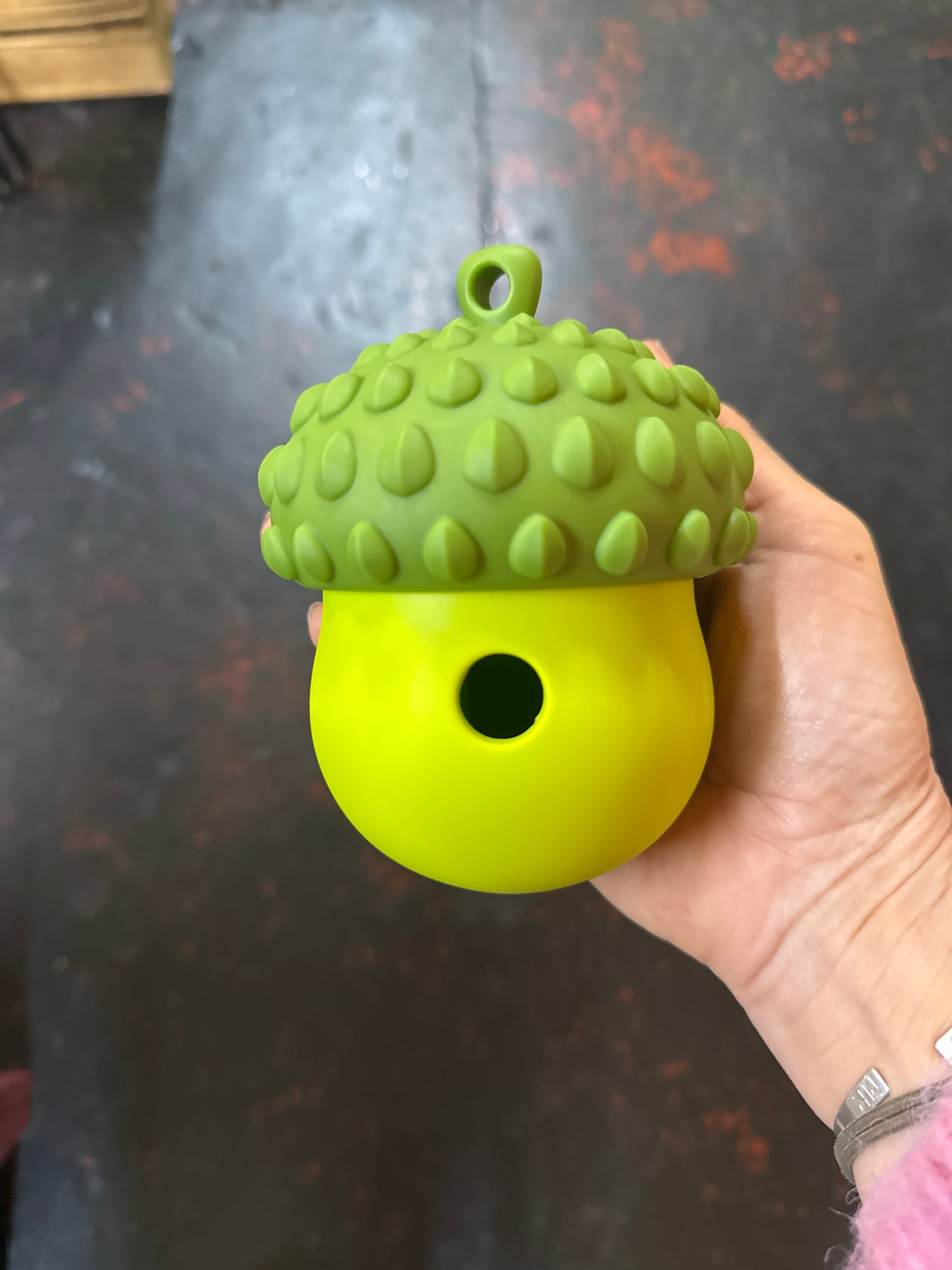 Acorn Treat Dispenser